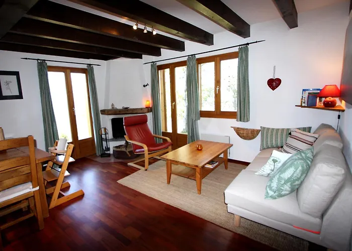 Chalet Rainier *